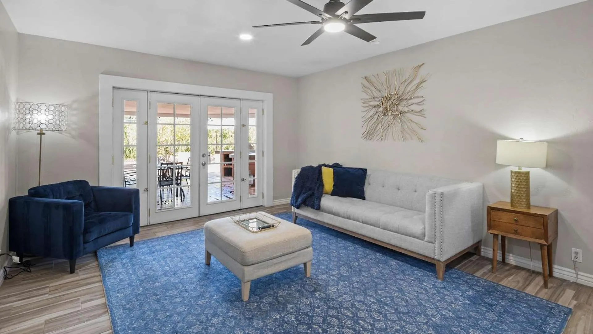 Royal Modern -Stylish Home with Casita and Grille Phoenix Holiday home